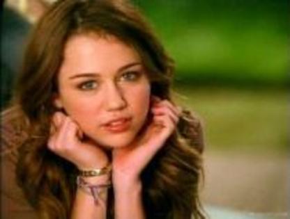 IAPIZURAHLYVHRDLXGH - miley cyrus