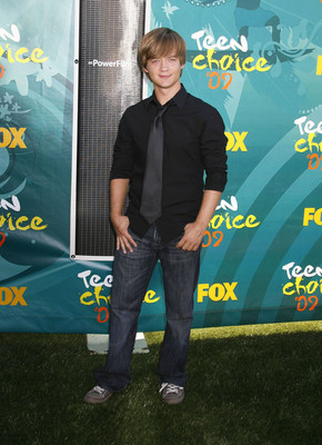 jason-earles-706362l-poza - jason earls