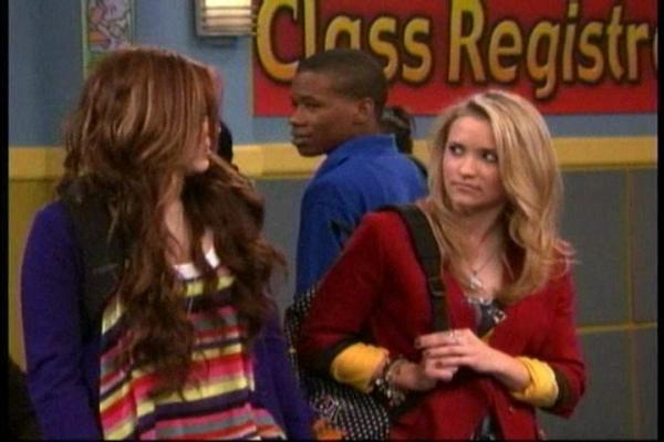 normal_031 - 0 Hannah Montana Season 4 Screencaps 4 02 Hannah Montana to the Principal s Office