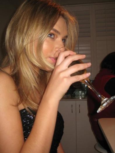 9 - 0 indiana evans poze cool