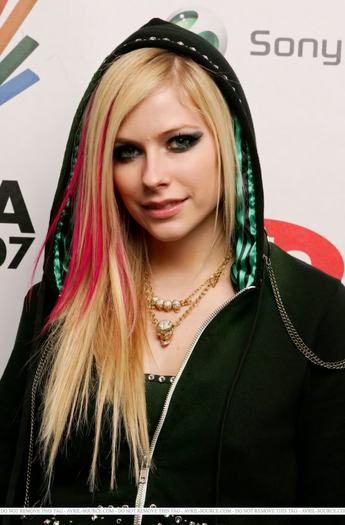 avril-1 - avril--------lavigne------------1111111