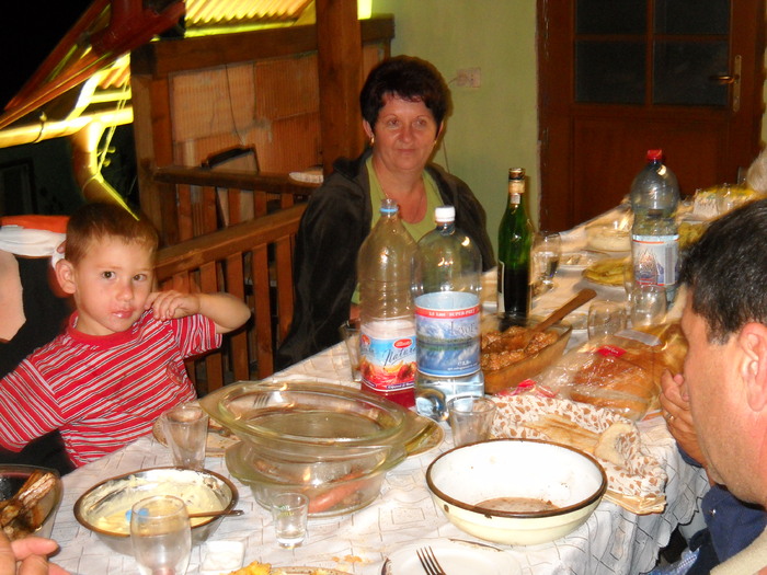 ...eu imi vad de treaba.