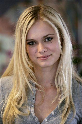 tv_sara_paxton.sff_ful - Sara Paxton