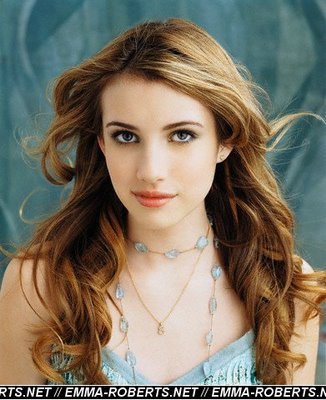 Emma Roberts-1