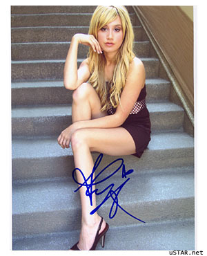 Ashly Tisdale - autografe de la vedete