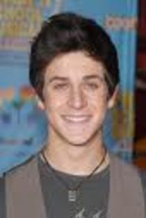 2)David Henrie