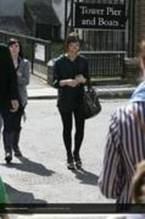 7 - Demy Lovato for a walk in London