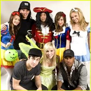 tiffany-thornton-sam-droke-spooktac - Demi and her bffs