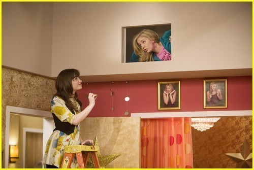 Sonny-and-Tawni-demi-lovato-and-tiffany-thornton-5825390-500-335 Sonny-and-Tawni-demi-lovato-and-tiffany-thornton-5825390-500-335