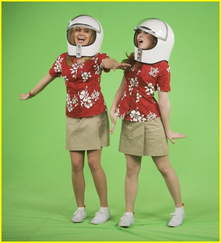 Sonny-and-Tawni-demi-lovato-and-tiffany-thornton-5825427-454-500 Sonny-and-Tawni-demi-lovato-and-tiffany-thornton-5825427-454-500