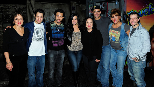Joe+Jonas+Demi+Lovato+Visit+Heights+Broadway+Q_tkXi-Y3kml Joe+Jonas+Demi+Lovato+Visit+Heights+Broadway+Q_tkXi-Y3kml