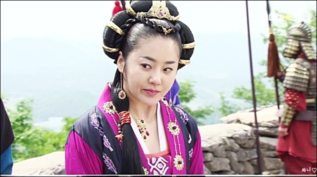 12404489_OIXIQGIJU
