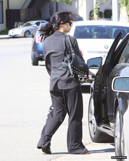 7 - Demi Lovato At Romance Nail Spa in Los Angeles 2010 May 10