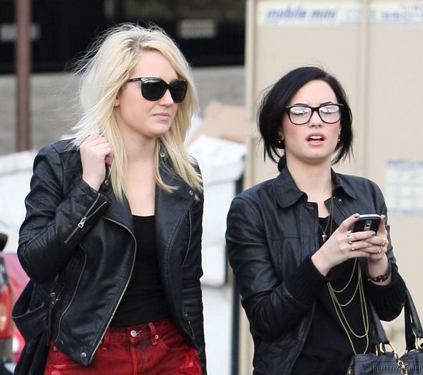 12 - Demi Lovato Going to have lunch with a Friend in Toluca Lake 2010 January 16