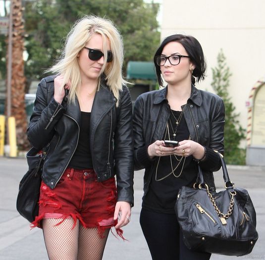 16 - Demi Lovato Going to have lunch with a Friend in Toluca Lake 2010 January 16