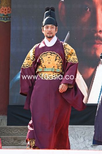 photo113304 - Regele Sukjong
