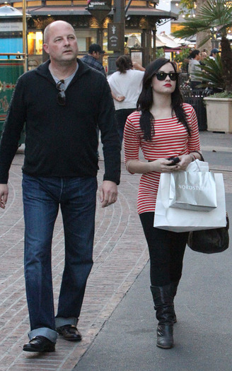 6 - Demi Lovato Shopping at The Grove 2010 February 1