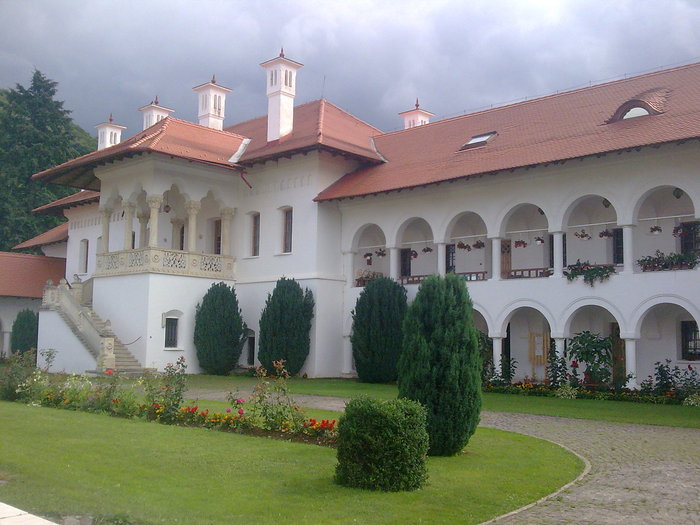 Manastirea Brancoveanu - Manastirea Brancoveanu - Sambata de Sus
