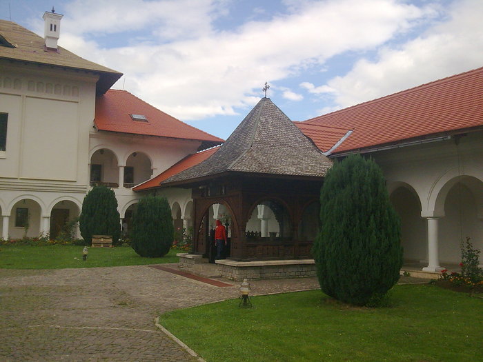 Manastirea Sambata de Sus - Manastirea Brancoveanu - Sambata de Sus