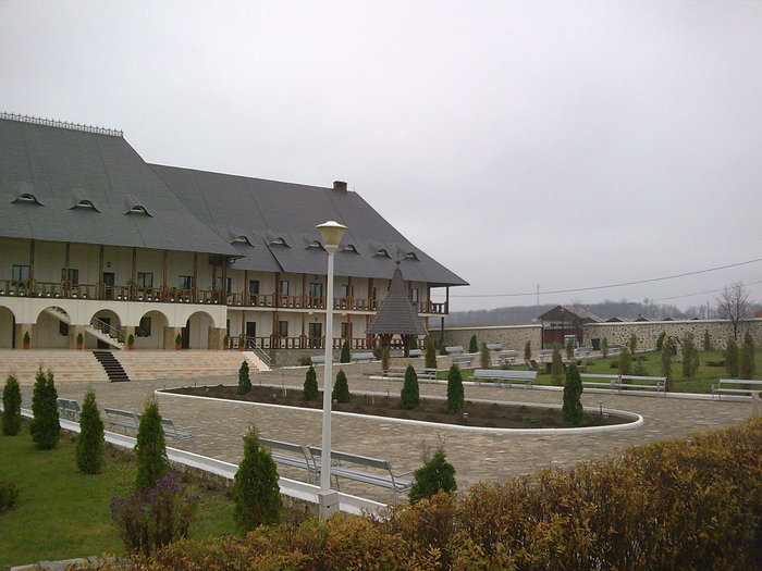 Manastirea Hadambu - Judetul Iasi. - Manastirea Hadambu - Iasi