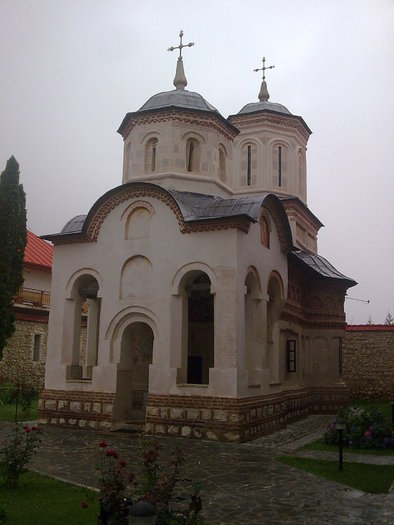 Imagine326 - Manastirea Arnota - Valcea
