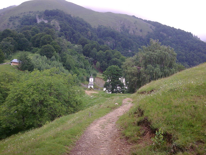 Manastirea Patrunsa; Manastirea Patrunsa din judetul Valcea.
