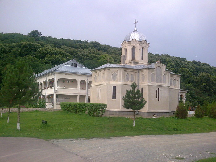 Manastirea Pestera Sf Andrei  - Constanta; Manastirea Pestera Sf Andrei 
- Rasova, Constanta.
