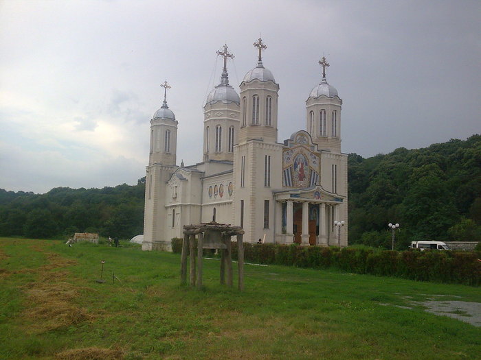 Manastirea Pestera Sf Andrei  - Constanta; Manastirea Pestera Sf Andrei 
- Rasova, Constanta.
