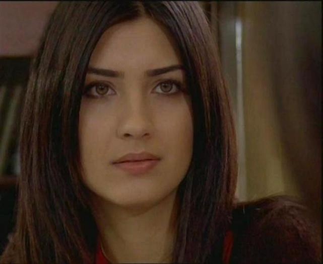 Tuba Buyukustun (15) - x - Tuba Buyukustun