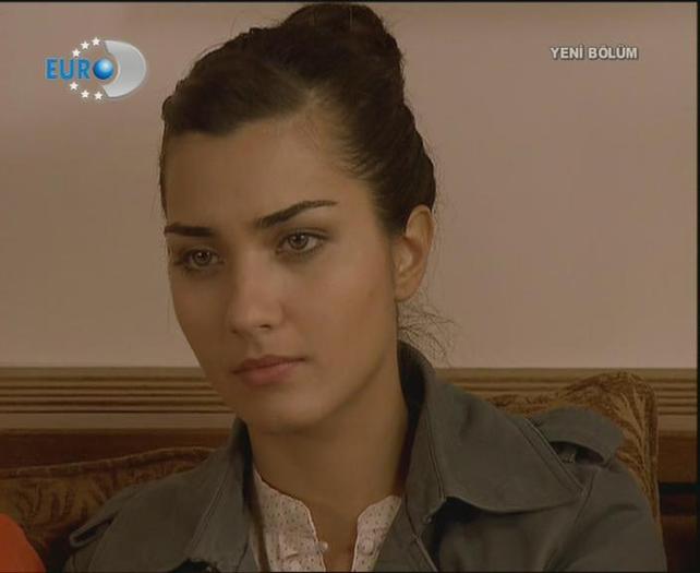 Tuba Buyukustun (31) - x - Tuba Buyukustun