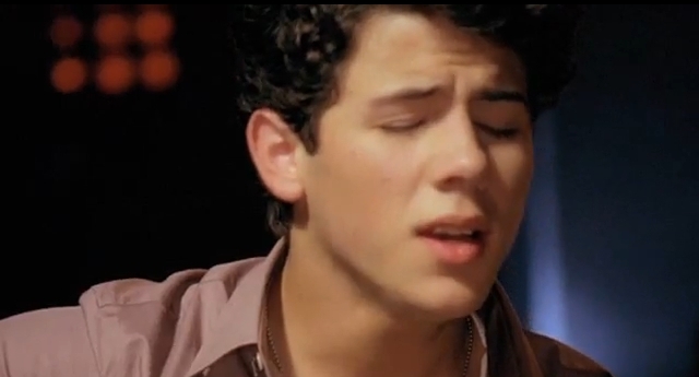 NICK_JONAS_ANGEL (4)