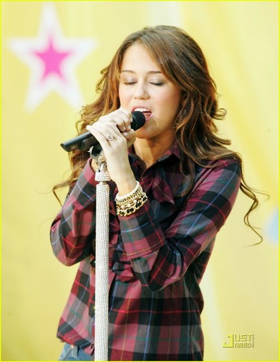 mileycyrustalkshowteen2ie3 - Miley And Hannah