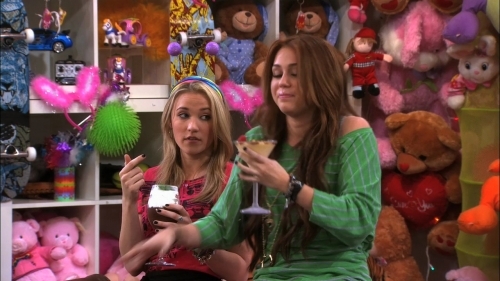 normal_4x03_mkv_001037662 - 0 episoade hannah montana 4