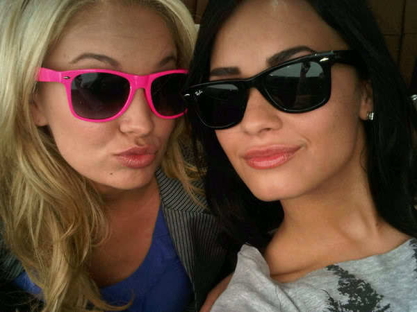 100459145 - Demi Lovato rare