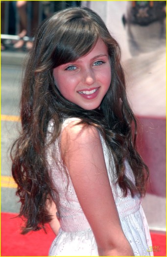 ryan-newman-white-wonderful-01