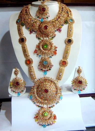 bridal-jewellery-designs-30