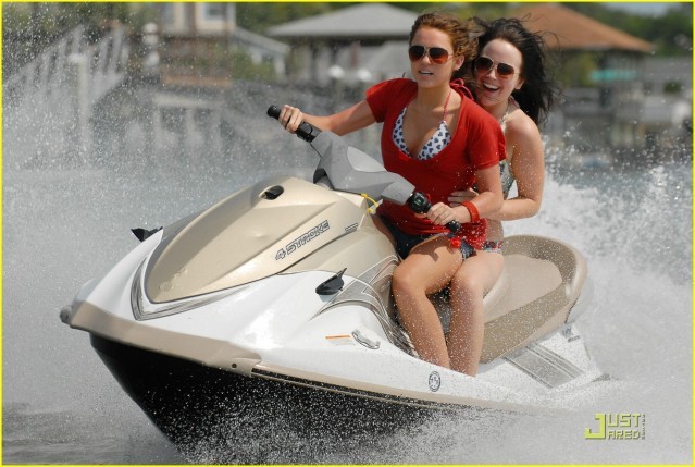 33wpqxh - Miley Cyrus Jet Skiing Sunday