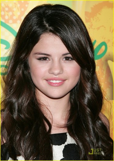 2a0db20 - Selena Gomez Princess of Press