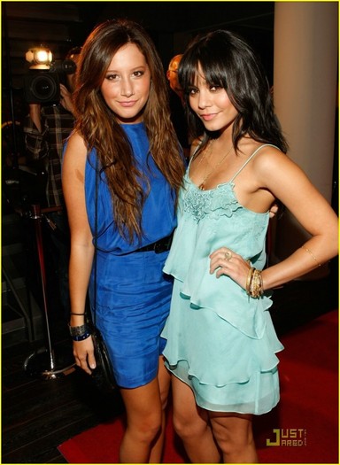 2wc1s1i - Vanessa Hudgens and Ashley Tisdale Blue Beauties