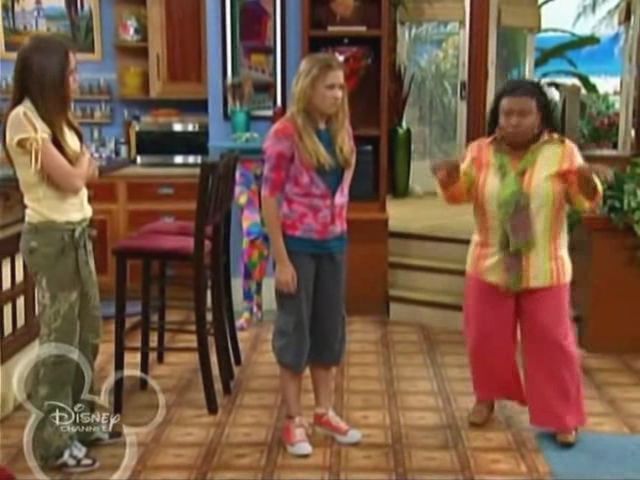 1-23-School-Bully-hannah-montana-3167958-640-480[1] - Hannah Montana 1 Screenscaps