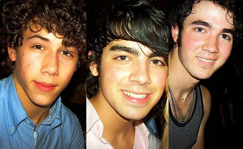 jb now - Jonas Brothers cand erau mici
