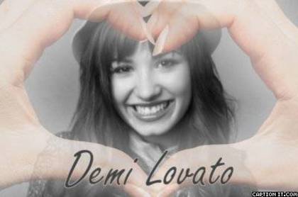 DCFVMNVPXFQMAUMENVS - Poze modificate de mine cu Demi Lovato