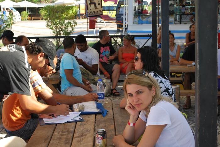 EG 251M; spre scufundari
