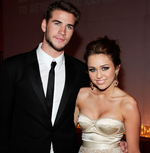 miley_cyrus_liam_hemsworth_march8z - miley si liam