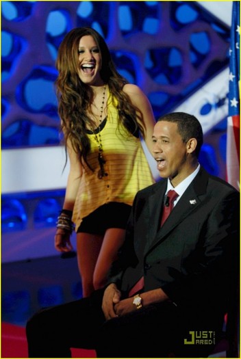 2ro6hra - Ashley Tisdale Dances with President Obama