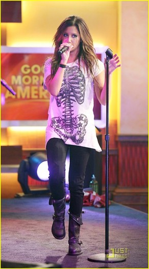 eppzj7 - Ashley Tisdale Good Morning America