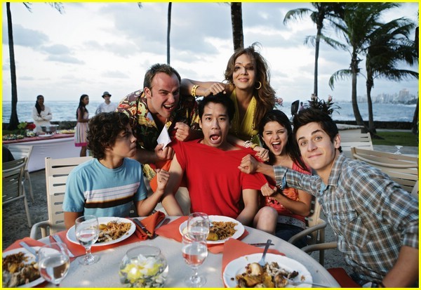 19o5so - David Henrie Wizards Movie Is Much More Dramatic