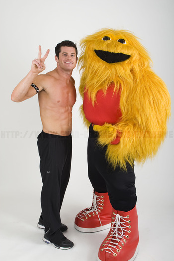 Yo n-am fost niciodata aici!Inteles mascoto?