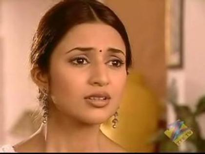 1_735016055l - divyanka tripathi