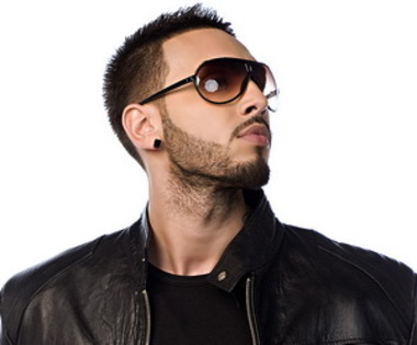 alex_velea_5[1] - Alex Velea